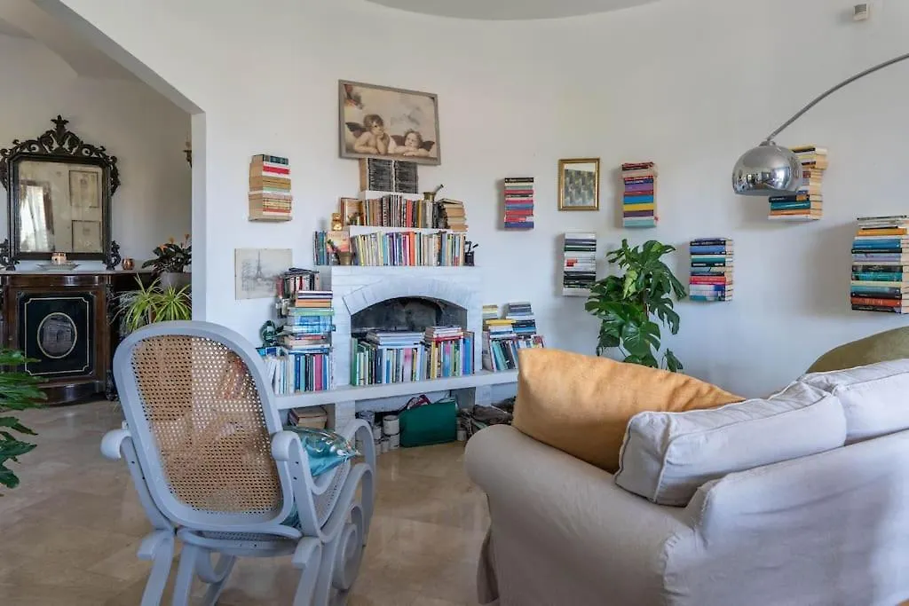 Surya Home باليرمو منزل للإقامة